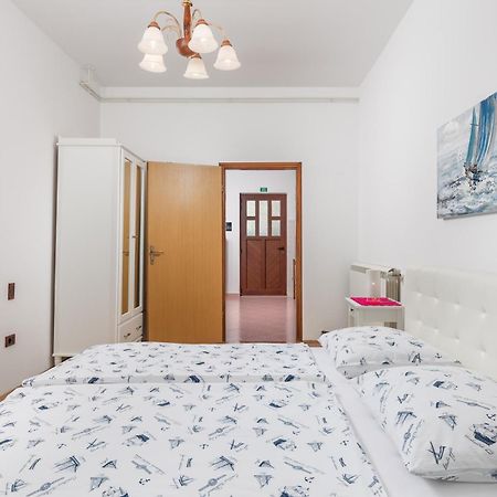 Guest House Marica Rovinj Luaran gambar