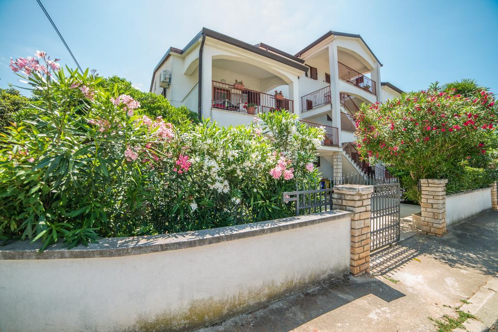Guest House Marica Rovinj Luaran gambar